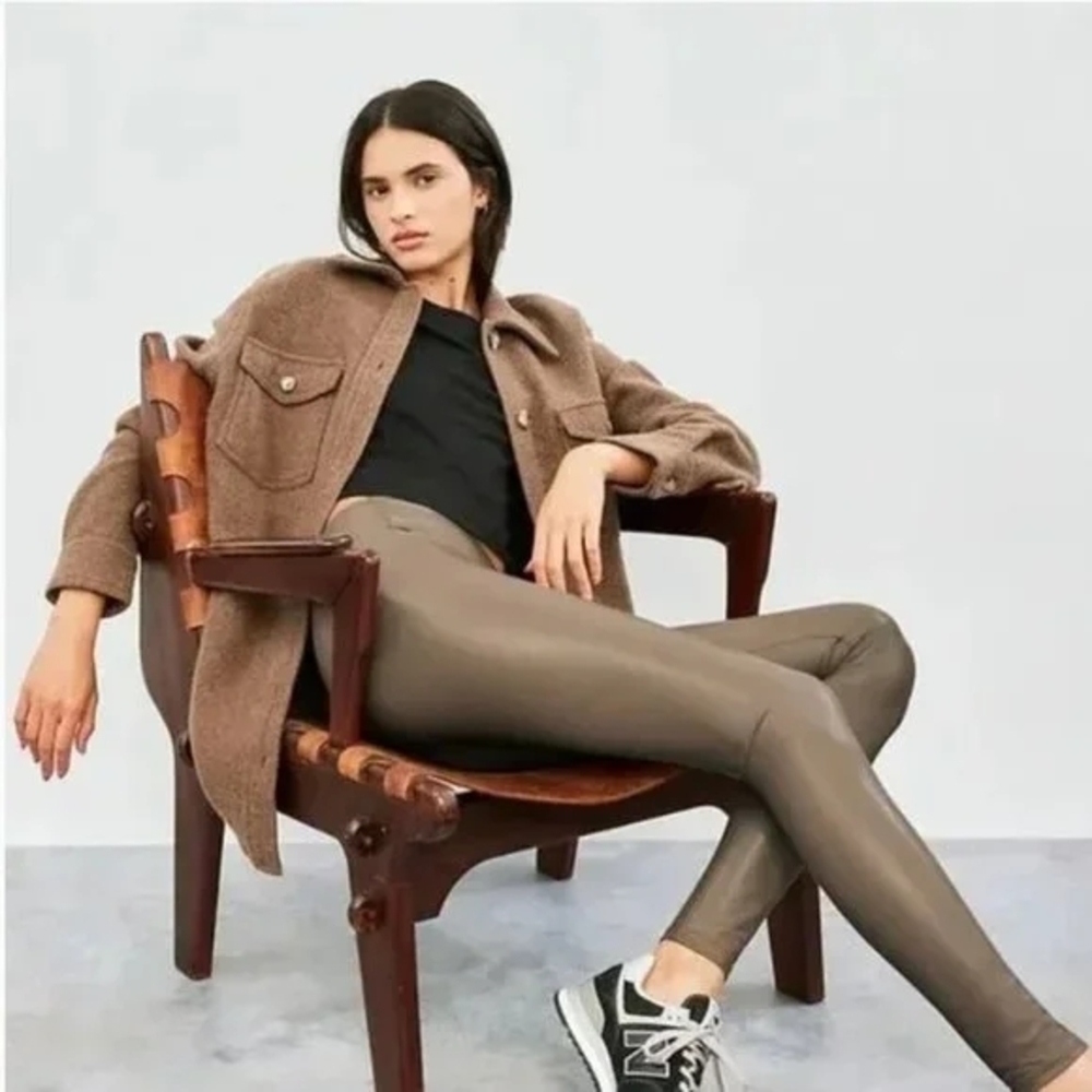 Aritzia Daria Faux-Leather Leggings in Shitake